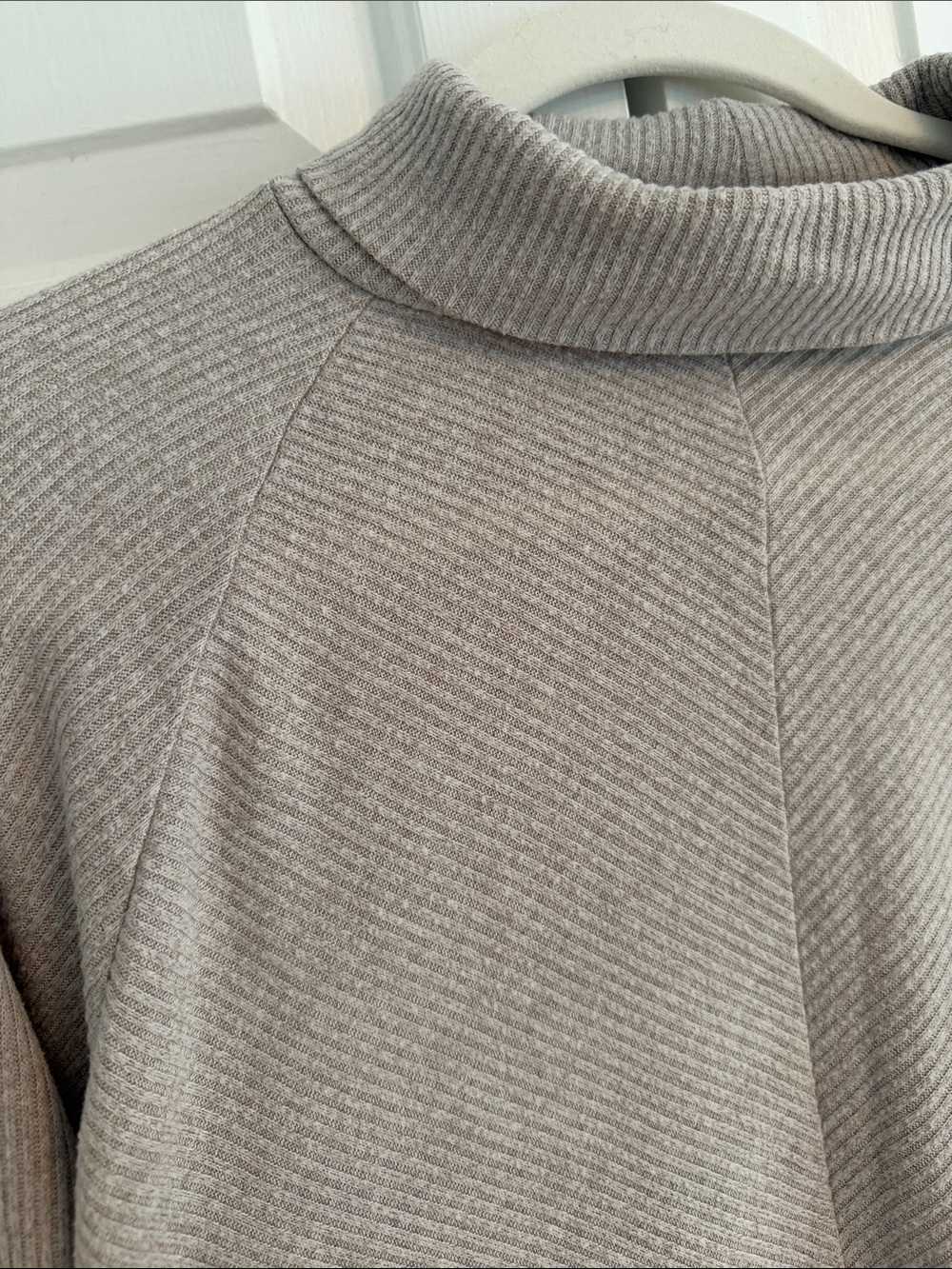 Express Light Gray Ribbed Funnel Neck Sweater - Picture 4 of 5